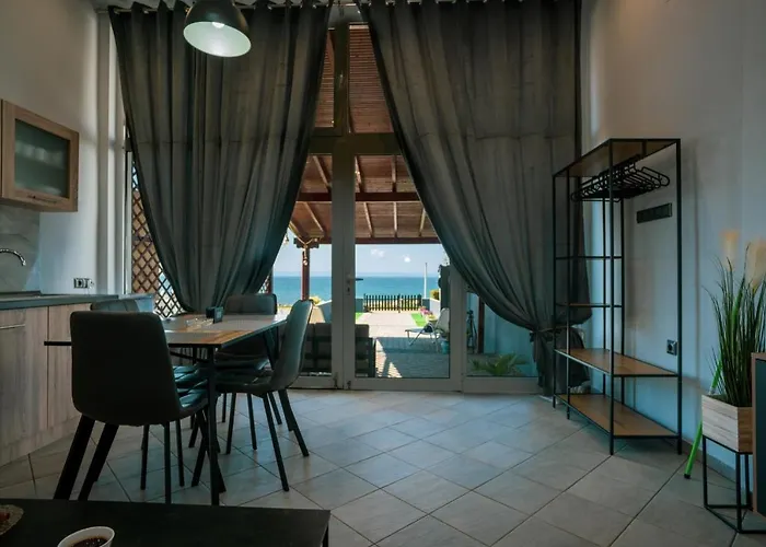 Seashell Luxury Apartman Nikíti